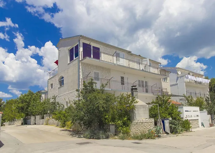 Apartments Vince